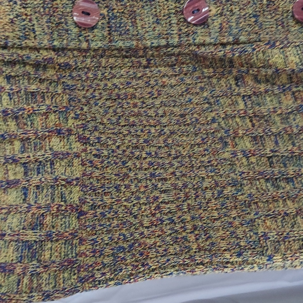 Beautiful Multicolor Sweater - Picture 6 of 9